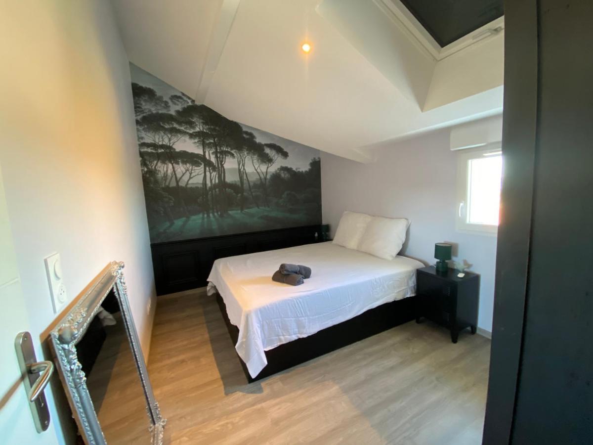 Appart & Fleurinoise Balcon Ascenseur Climatisation Fleurieux-sur-l'Arbresle Exterior photo